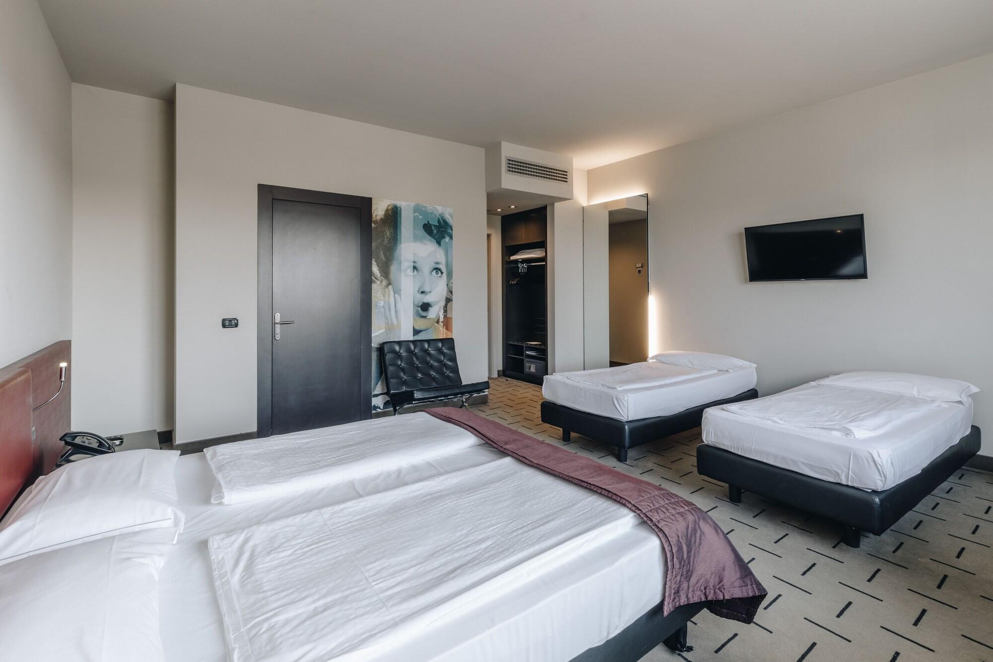 Hotel Continental Cremona Eksteriør billede